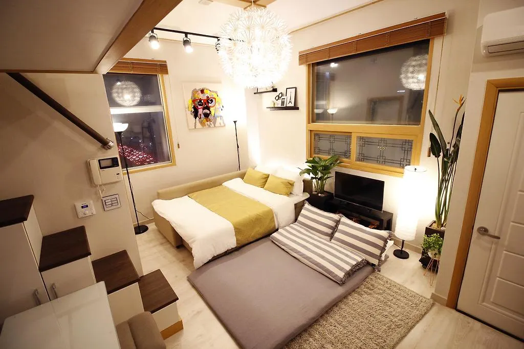 Hotel Cozy Duplex Hongdae Soul