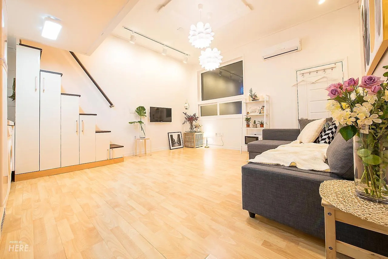 Hotel Cozy Duplex Hongdae Soul